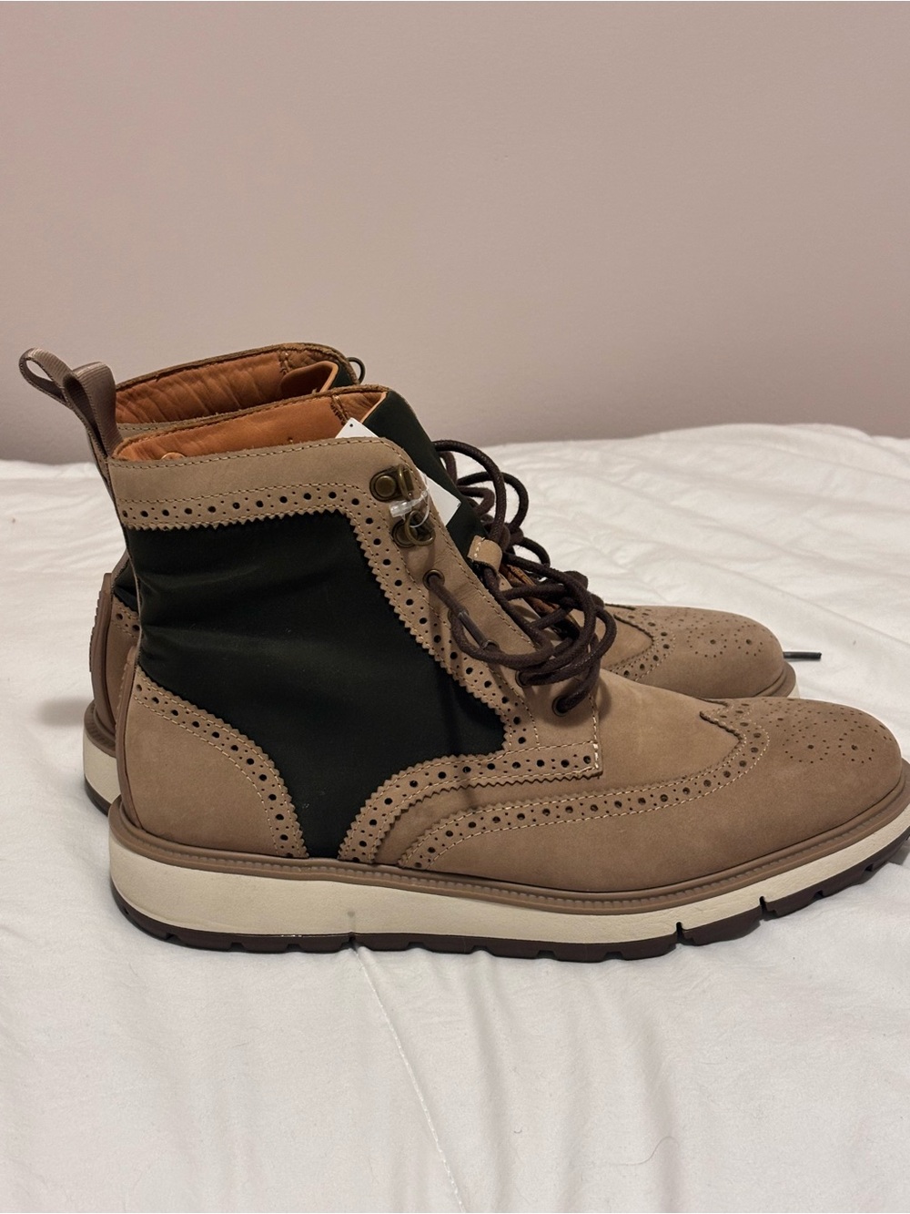 Boot Swims Motion Wing Tip